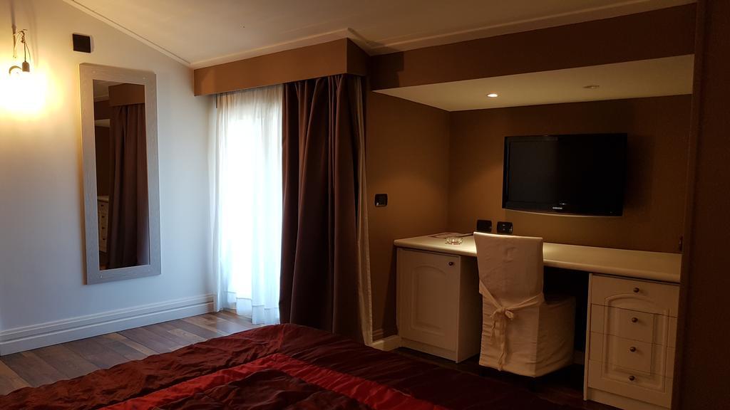Hotel Mediterraneo Квалиано Экстерьер фото