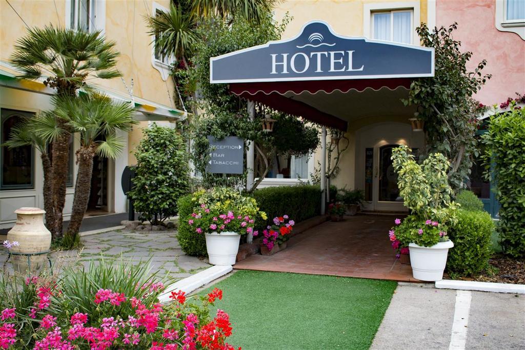 Hotel Mediterraneo Квалиано Экстерьер фото