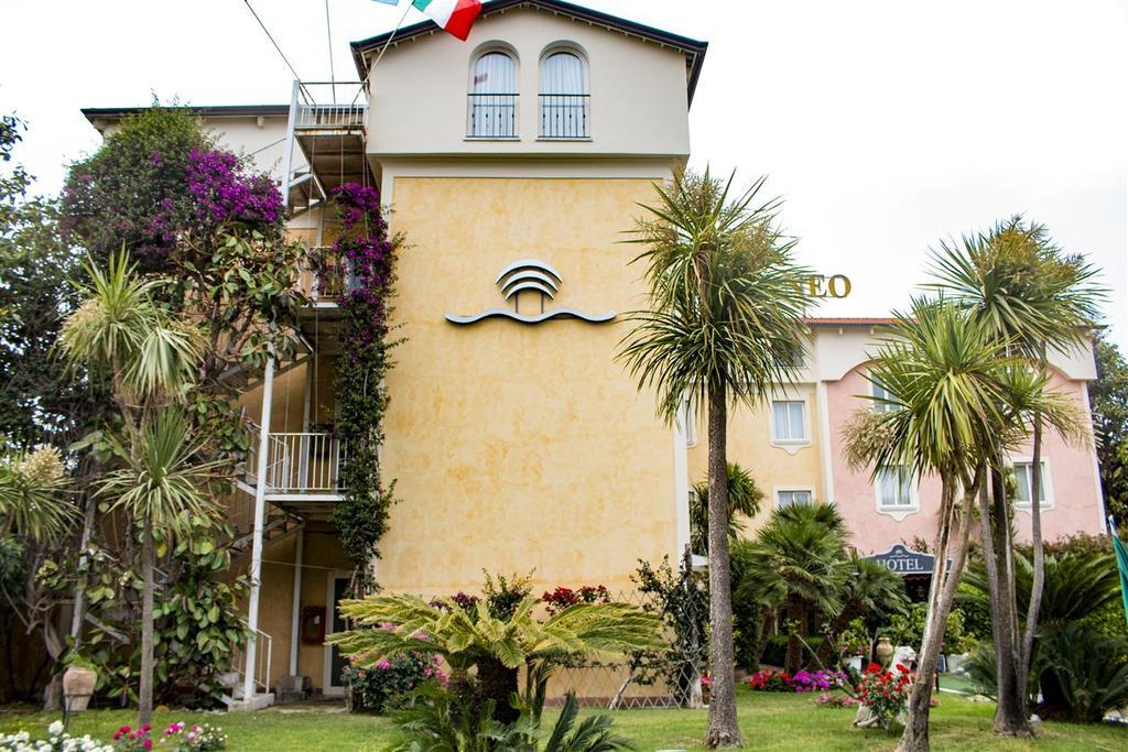 Hotel Mediterraneo Квалиано Экстерьер фото